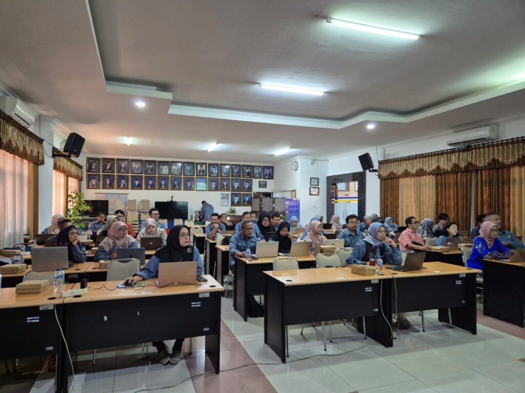 Peserta Gemini Certified Faculty mengikuti pelatihan AI di Fakultas Sains dan Teknologi Universitas Airlangga pada 21 Juli 2026